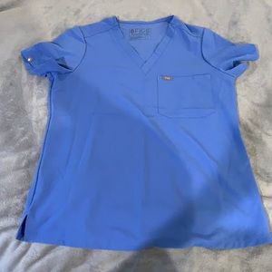 Figs ceil blue scrub top S